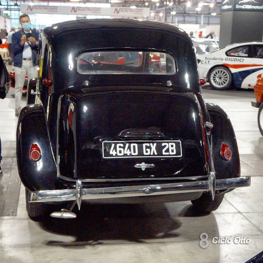 Citroën Traction Avant 11BL (1952) - © Ciclootto.it